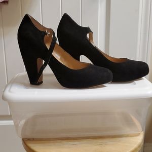 Crown Vintage, Size 7M, Black